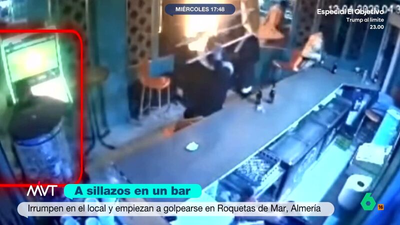 A sillazos en un bar de Roquetas de Mar: as&iacute; fue la brutal pelea entre dos presuntos clanes de la droga