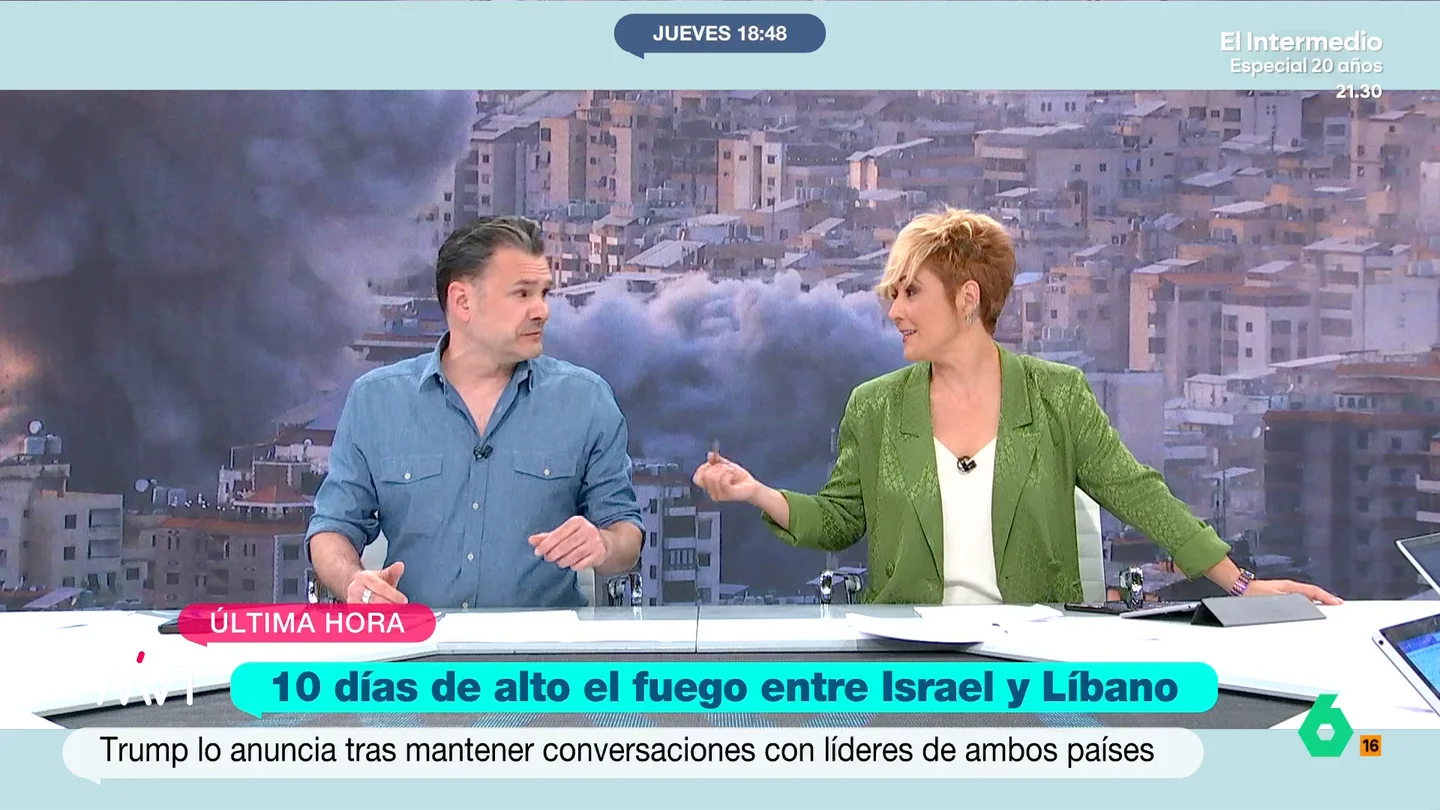 Cristina Pardo alucina con Donald Trump y su último anuncio: "Se jacta de acabar con guerras que él mismo inicia" Donald Trump anunciaba esta tarde un alto el fuego en Líbano de diez días y, de paso, aprovechaba para sacar pecho por, según él, haber resuelto ya diez guerras. La respuesta de Cristina Pardo, en este vídeo.
