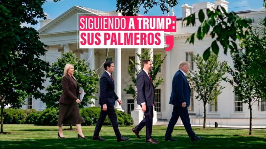 Karoline Leavitt, Marco Rubio y JD Vance siguiendo a Trump