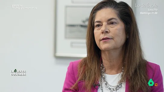 Aminda Marqués, del 'Miami Herald', denuncia que recibieron presiones para no investigar a Jeffrey Epstein A través de una ardua investigación, este medio estadounidense consiguió que Epstein volviera al banquillo para que rindiera cuentas por su red de abuso de menores y tráfico de mujeres.