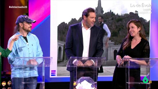 La secci&oacute;n 'Barrio rico y barrio obrero', el baile de Dani Mateo en el Valle de los Ca&iacute;dos... Thais Villas presenta este concurso de historia de El Intermedio, en el que los concursantes tambi&eacute;n comparten sus propias an&eacute;cdotas.