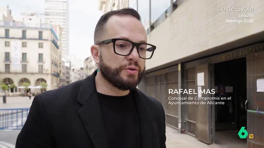 Rafael Mas estalla por las VPP de Alicante: "Es un pelotazo de unos pijos que se han hecho viviendas para pijos en suelo de todos" Equipo de Investigación recuerda con Rafael Mas y Ana Barceló, concejales del Ayuntamiento de Alicante, cómo se vivió el tenso pleno horas después de que estallara el escándalo de las viviendas públicas de Alicante.