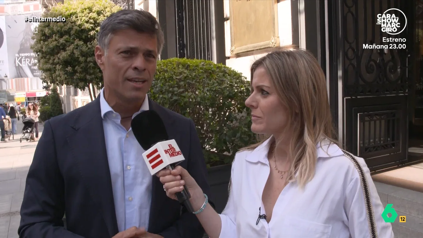 Los rodeos de Leopoldo López a la hora de reconocer la labor del Gobierno en Venezuela Andrea Ropero entrevista al opositor venezolano Leopoldo López, que en este vídeo evita destacar la labor del Gobierno de Sánchez en Venezuela, aunque termina reconociendo la "regularización de decenas de miles de venezolanos".