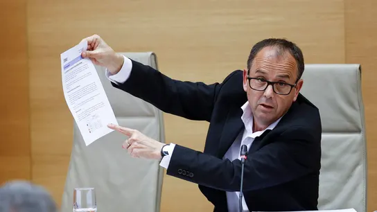 José Ángel Núñez Mora, jefe de climatología de Aemet, durante su comparecencia en la comisión de Investigación de la DANA en el Congreso José Ángel Núñez Mora, jefe de climatología de Aemet, durante su comparecencia en la comisión de Investigación de la DANA en el Congreso
