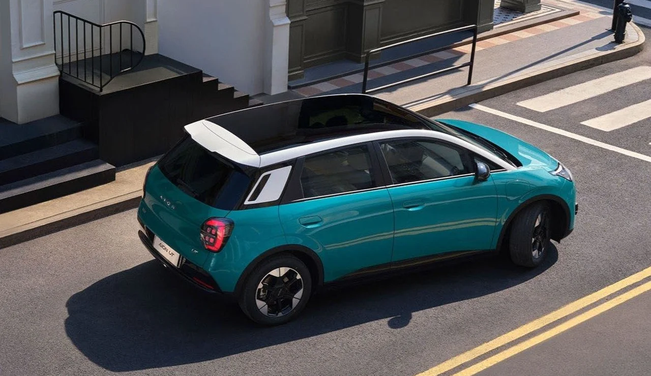 El coche urbano que te convencerá por autonomía y espacio viene de China y está a punto de aterrizar en España