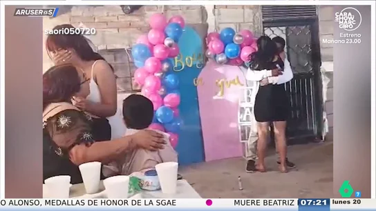 Su hermana le arruina el 'gender reveal': "A mí lo que me parece mal es que el padre no haga nada" Su hermana le arruina el 'gender reveal': "A mí lo que me parece mal es que el padre no haga nada"