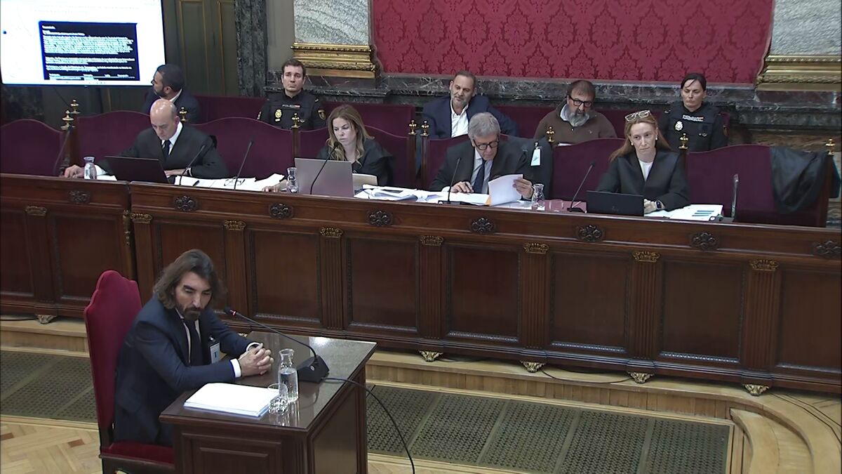 Javier Hidalgo niega en el Supremo que Ábalos recibiese 