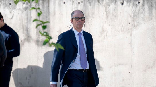 El inspector jefe de la Unidad de Delincuencia Econ&oacute;mica y Fiscal (UDEF) de la Polic&iacute;a Nacional, Manuel Morocho, a su llegada a la Audiencia Nacional, a 20 de abril de 2026, en San Fernando, Madrid (Espa&ntilde;a). El caso Kitchen investiga la presunta operaci&oacute;n del Ministerio del Interior para sustraer informaci&oacute;n sensible al extesorero del Partido Popular, Luis B&aacute;rcenas, que pudiera perjudicar a altos cargos de este partido pol&iacute;tico.20 ABRIL 2026Alberto Ortega / Europa Press20/04/2026