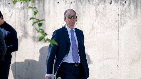 El inspector jefe de la Unidad de Delincuencia Econ&oacute;mica y Fiscal (UDEF) de la Polic&iacute;a Nacional, Manuel Morocho, a su llegada a la Audiencia Nacional, a 20 de abril de 2026, en San Fernando, Madrid (Espa&ntilde;a). El caso Kitchen investiga la presunta operaci&oacute;n del Ministerio del Interior para sustraer informaci&oacute;n sensible al extesorero del Partido Popular, Luis B&aacute;rcenas, que pudiera perjudicar a altos cargos de este partido pol&iacute;tico.20 ABRIL 2026Alberto Ortega / Europa Press20/04/2026