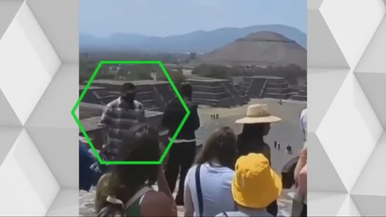 Salen a la luz nuevas imágenes del autor del tiroteo en Teotihuacán (México) Salen a la luz nuevas imágenes del autor del tiroteo en Teotihuacán (México)