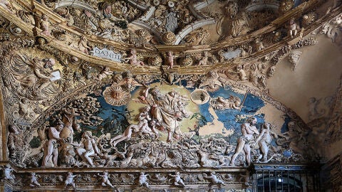 Detalle de la capilla de los Benavente, en la iglesia de Santa María de Mediavilla