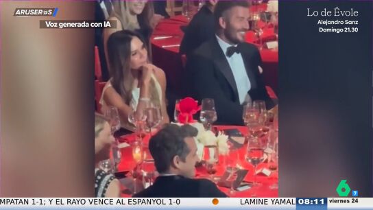 La risa de David Beckham con el 'dardo' a Victoria Beckham en la gala 'Time': "&iquest;Qu&eacute; hace falta para que sonr&iacute;as?"