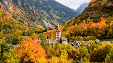 Pueblo del valle de Ar&aacute;n