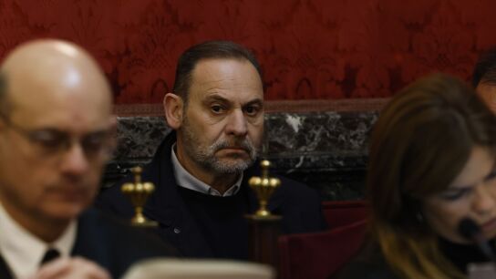 El exministro Jose Luis &Aacute;balos durante la audiencia preliminar en el Tribunal Supremo.