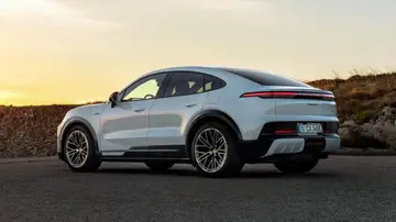 Porsche sigue ampliando la gama eléctrica del Cayenne con un coupé que se acerca al 911 Porsche sigue ampliando la gama eléctrica del Cayenne con un coupé que se acerca al 911