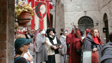 Calendimaggio de As&iacute;s