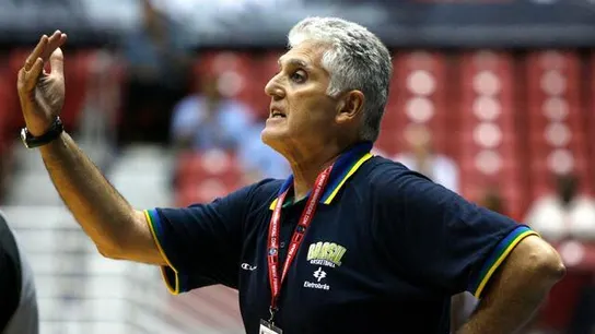 Luto en el baloncesto español: muere a los 81 años Moncho Monsalve, exjugador del Real Madrid Luto en el baloncesto español: muere a los 81 años Moncho Monsalve, exjugador del Real Madrid