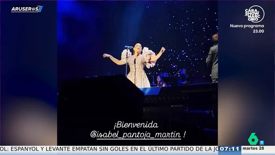 Alfonso Arús, al ver el vídeo de Isabel Pantoja cantando en su concierto en Lima: "¿Gol de quién?" Alfonso Arús, al ver el vídeo de Isabel Pantoja cantando en su concierto en Lima: "¿Gol de quién?"