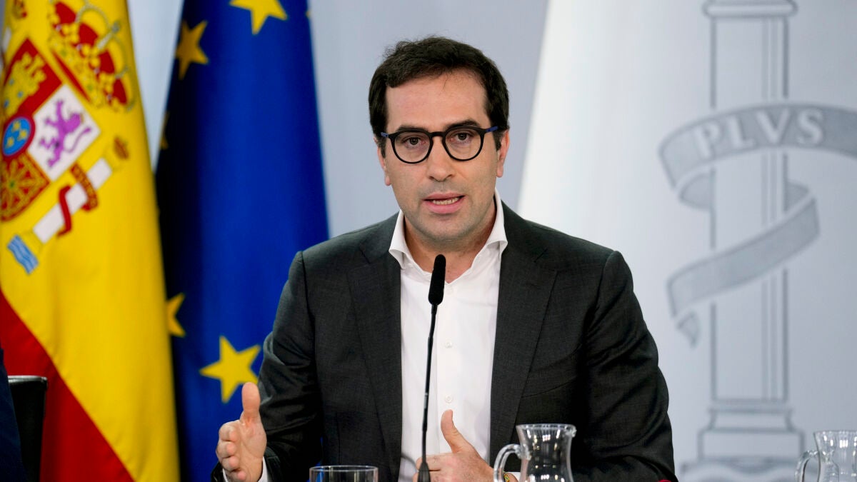 El Gobierno estima el impacto económico de la guerra en Irán en el PIB entre una y ocho décimas