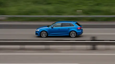 Las autopistas y autovías españolas registran ya más de la mitad de las multas por exceso de velocidad Las autopistas y autovías españolas registran ya más de la mitad de las multas por exceso de velocidad