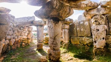 Poblado talay&oacute;tico de Torre d&rsquo;en Galm&eacute;s, en Alaior (Menorca)