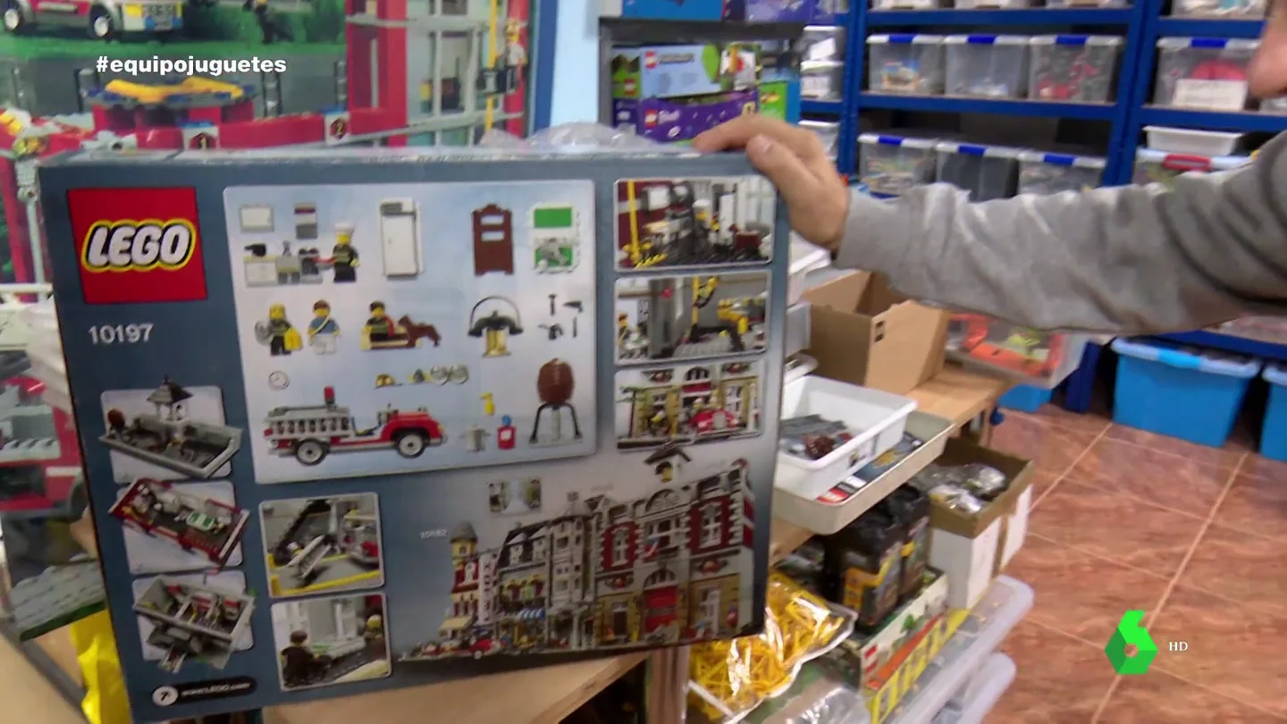 Un coleccionista muestra sus Lego Un coleccionista muestra sus Lego