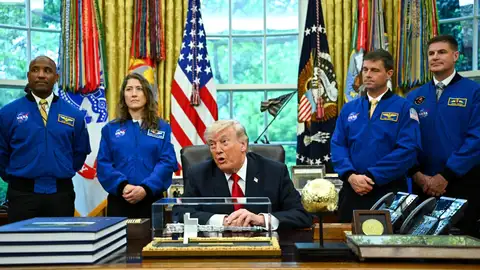 Los astronautas de Artemis II con Donald Trump en la Casa Blanca Los astronautas de Artemis II con Donald Trump en la Casa Blanca