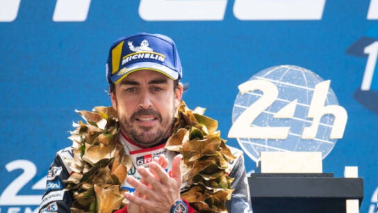 Fernando Alonso rememora su sue&ntilde;o frustrado al no conseguir la triple corona del automovilismo