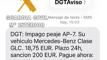 Imagen del SMS fraudulento que suplanta a la DGT. Imagen del SMS fraudulento que suplanta a la DGT.