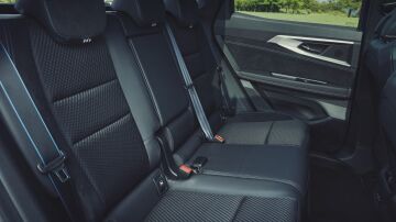 Renault Austral vs. Peugeot 3008: &iquest;cu&aacute;l tiene mejor espacio interior?