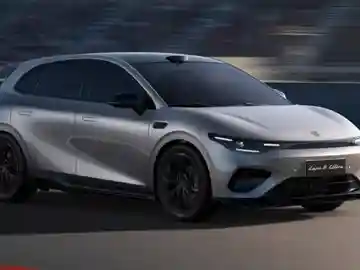 Que tiemblen Cupra, Renault y Peugeot: El Golf GTI de Leapmotor ya está aquí Que tiemblen Cupra, Renault y Peugeot: El Golf GTI de Leapmotor ya está aquí