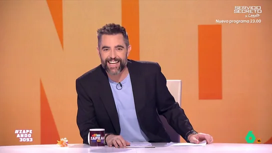 ¡Enhorabuena!: Zapeando celebra el Premio Antena de Plata de Televisión de Dani Mateo El presentador ha sido galardonado con este premio por su labor al frente del programa de entretenimiento de laSexta. Para Mateo, este premio no es solo suyo, sino que pertenece a todos los que hacen posible el programa.