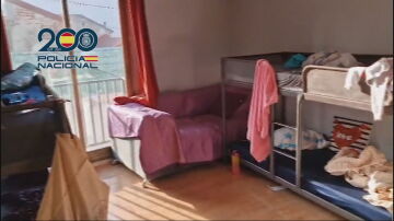 La Polic&iacute;a Nacional ha precintado un prost&iacute;bulo en una vivienda en Madrid que llevaba activo desde hace m&aacute;s de una d&eacute;cada