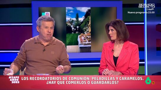 En algunas comuniones se obsequia a los invitados con paquetes de peladillas o caramelos. Comer este tipo de dulces tambi&eacute;n tiene sus particularidades, por ese motivo Zapeando cuenta con la experta en protocolo para que comparta sus apuntes. 