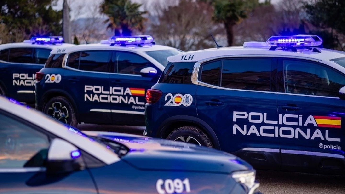 Varios coches de la Policía Nacional Varios coches de la Policía Nacional