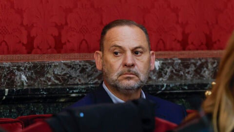 El exministro Jos&eacute; Luis &Aacute;balos en el banquillo de los acusados en el Tribunal Supremo