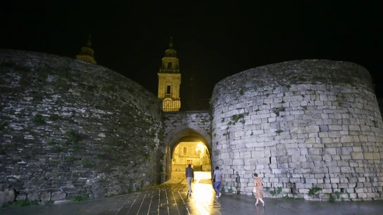 Imagen de archivo de la muralla romana de Lugo Imagen de archivo de la muralla romana de Lugo