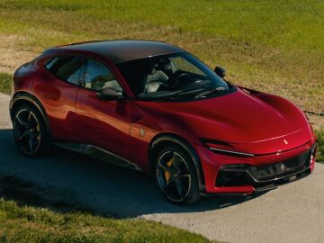 El Ferrari Purosangue ahora tiene una conducci&oacute;n m&aacute;s agresiva y un dise&ntilde;o m&aacute;s lujosos gracias a una nueva configuraci&oacute;n