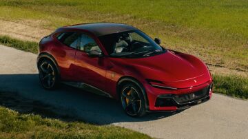 El Ferrari Purosangue ahora tiene una conducci&oacute;n m&aacute;s agresiva y un dise&ntilde;o m&aacute;s lujosos gracias a una nueva configuraci&oacute;n