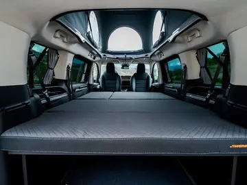 Un monovolumen de Opel convertido en camper por una empresa española Un monovolumen de Opel convertido en camper por una empresa española
