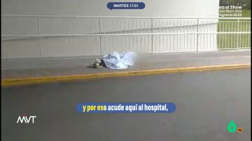 Abandonan a una joven en pleno brote psic&oacute;tico a las puertas de un hospital de Alicante: solo la taparon con una s&aacute;bana