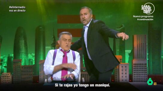 Ra&uacute;l P&eacute;rez imita a 'Jos&eacute; Luis &Aacute;balos' y pide en El Intermedio que dejen de convertirlo "en un meme": "&iquest;Sab&eacute;is el esfuerzo que conlleva compaginar ser un putero y tener chanchullos con ser ministro?".