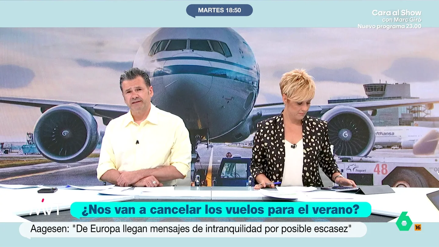 Iñaki López, irónico ante la crisis de queroseno en las aerolíneas: "Igual hacemos todos el Camino de Santiago" Ante la preocupación creciente por la escasez de queroseno para los aviones a causa de la guerra de Irán, Iñaki López tira de ironía y plantea un plan B para las vacaciones que implica mucho menos gasto de combustible.