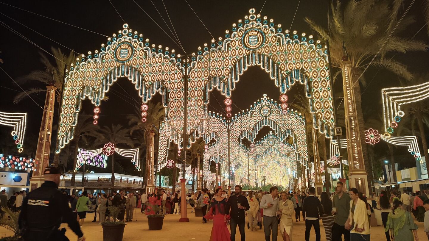 Alumbrado de la Feria del Caballo de Jerez 2025