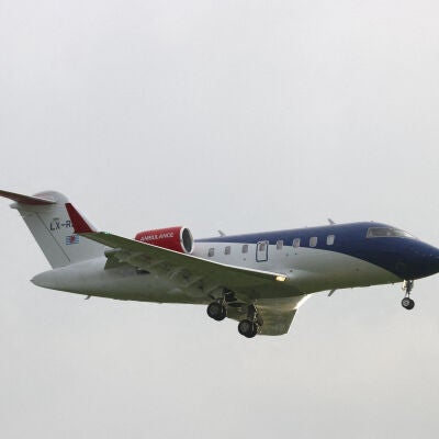 Avi&oacute;n medicalizado transportando a pacientes con hantavirus