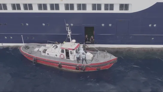 Un barco evacúa a pasajeros infectados de hantavirus Un barco evacúa a pasajeros infectados de hantavirus