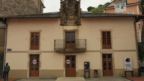 Casa de los Marqueses de Gamoneda Casa de los Marqueses de Gamoneda