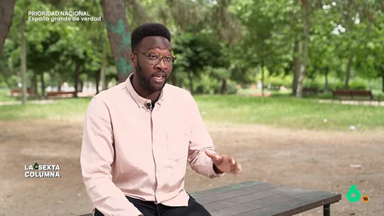 Moha Gerehou, sobre Vox: "Cualquiera de sus propuestas va a perjudicar a la clase trabajadora española" Los migrantes en situación irregular han puesto su esperanza en la regularización extraordinaria. Muchos vinieron a nuestro país huyendo de la violencia, la inseguridad o la falta de oportunidades.