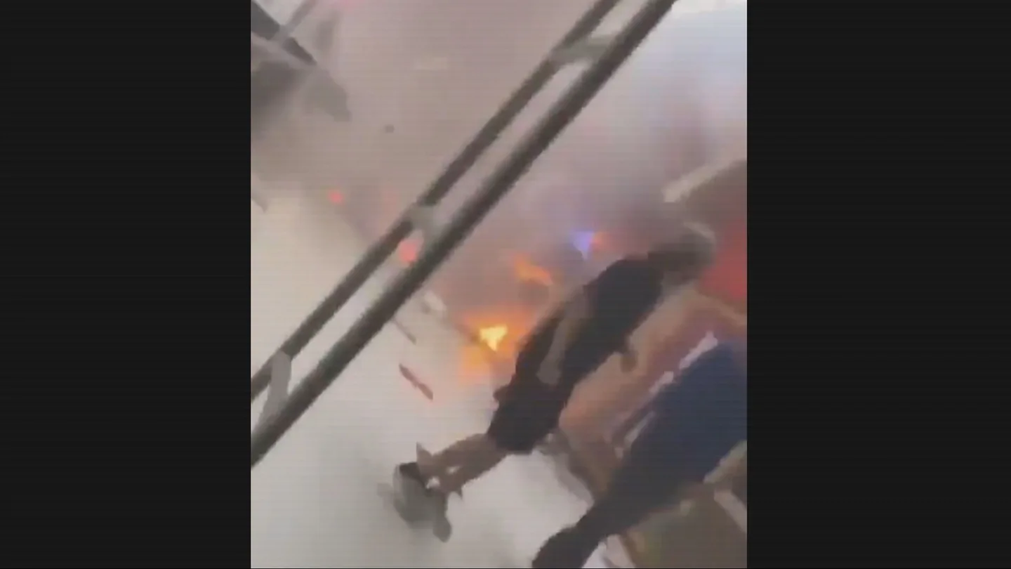 Incendio en un centro comercial en Sinaloa Incendio en un centro comercial en Sinaloa