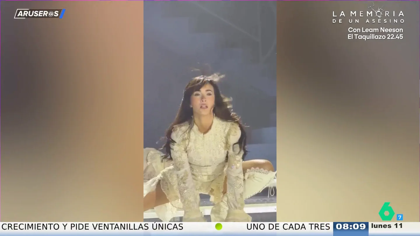 El nuevo baile sensual de Aitana con Plex en las gradas en el primer concierto de su gira mundial El nuevo baile sensual de Aitana con Plex en las gradas en el primer concierto de su gira mundial